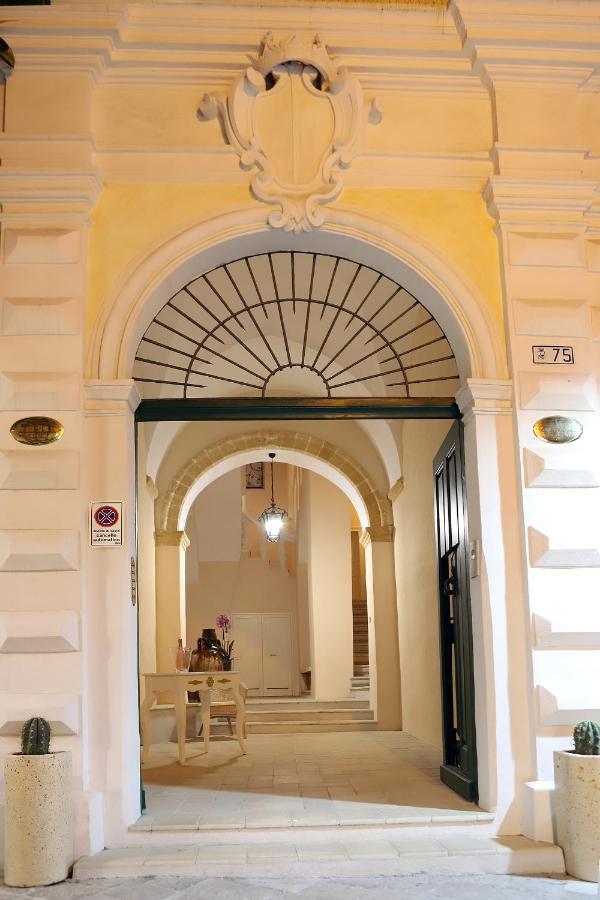 Palazzo Castiglione Bed and Breakfast Gallipolli Exteriör bild