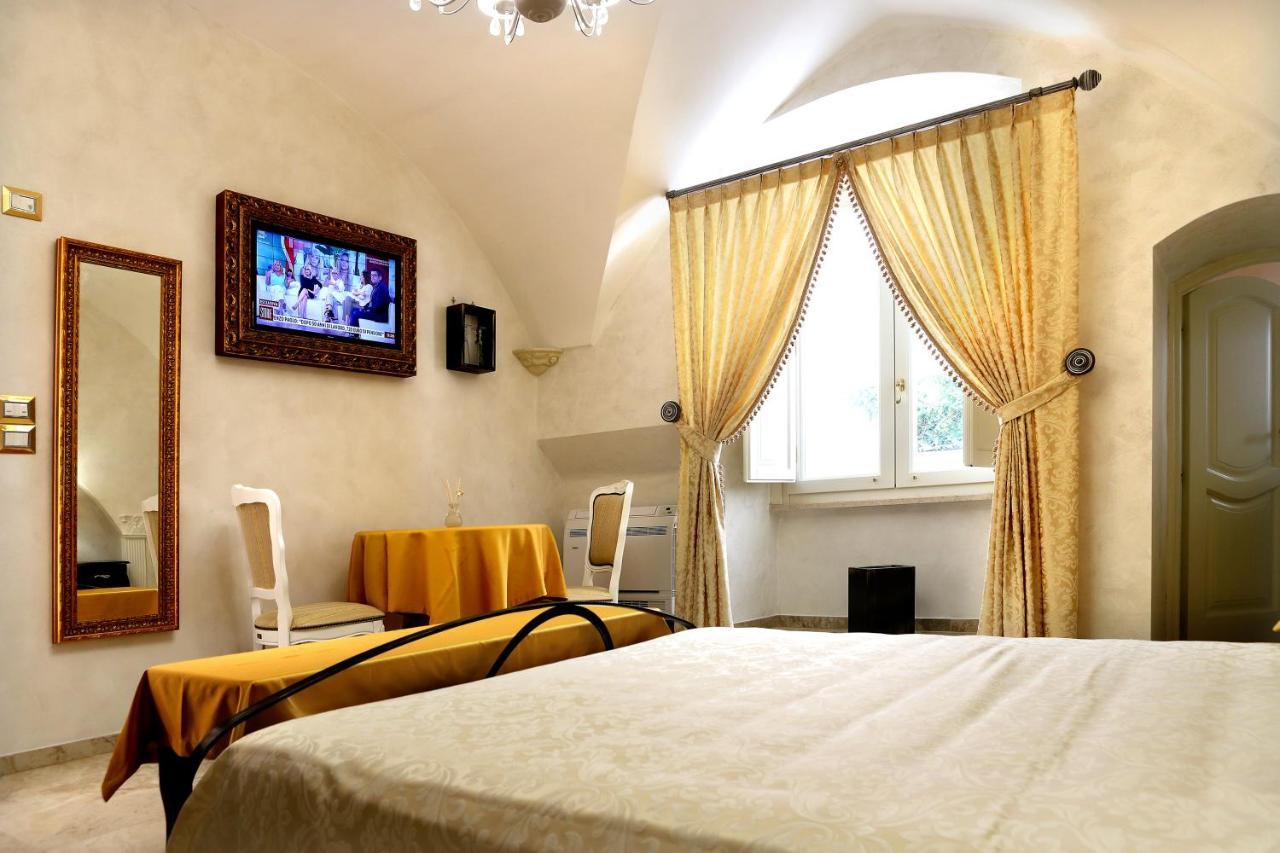 Palazzo Castiglione Bed and Breakfast Gallipolli Exteriör bild