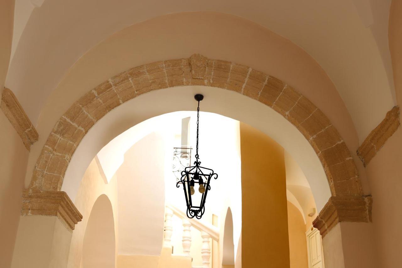 Palazzo Castiglione Bed and Breakfast Gallipolli Exteriör bild