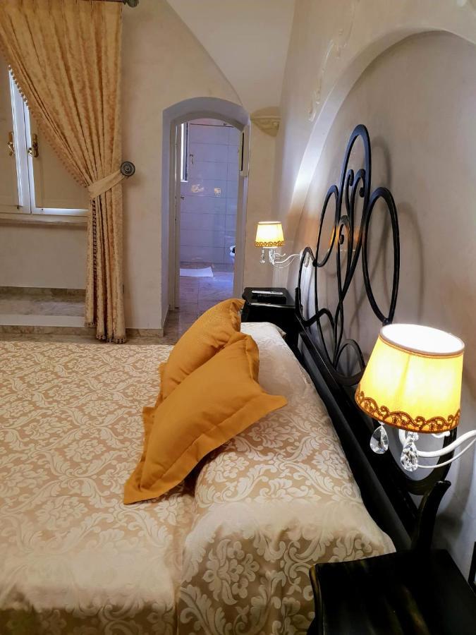 Palazzo Castiglione Bed and Breakfast Gallipolli Exteriör bild