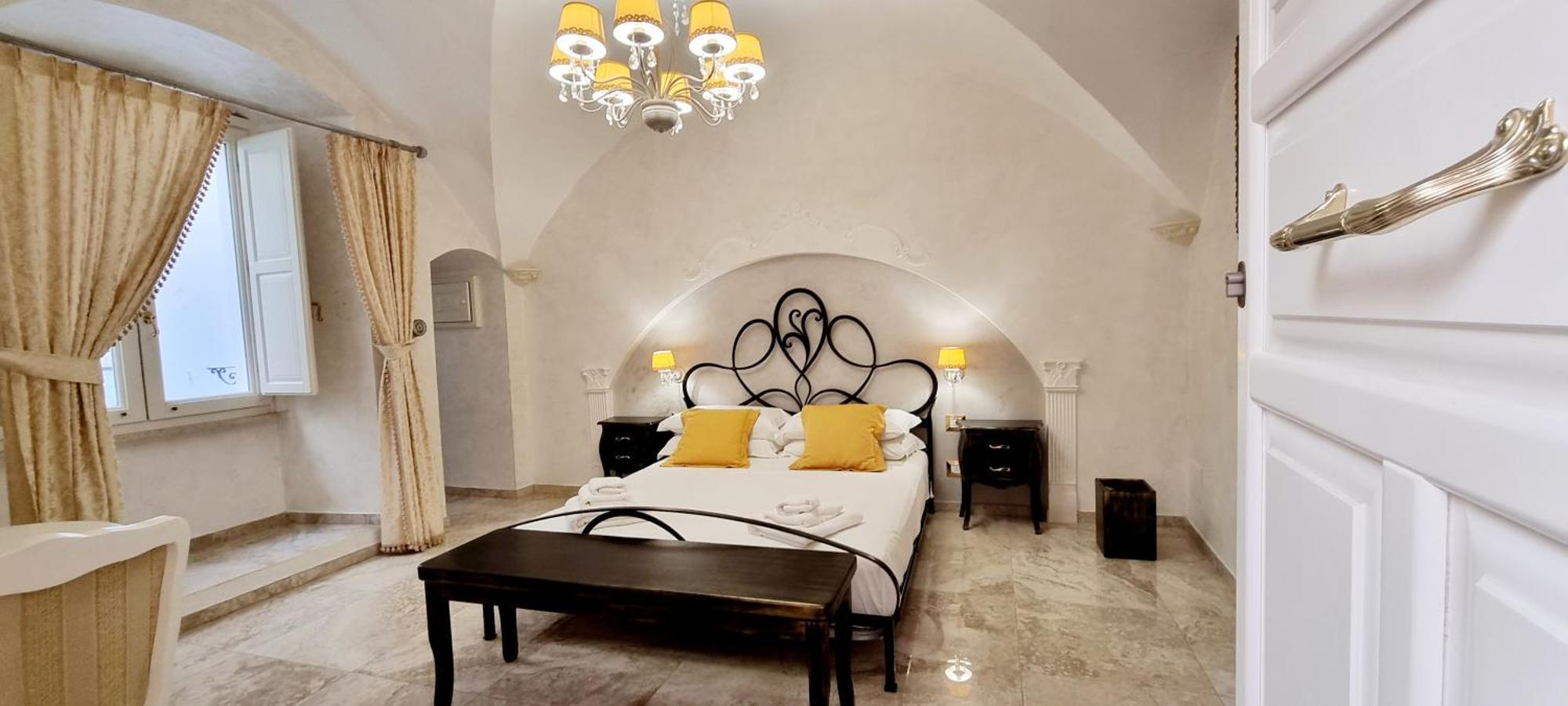 Palazzo Castiglione Bed and Breakfast Gallipolli Exteriör bild