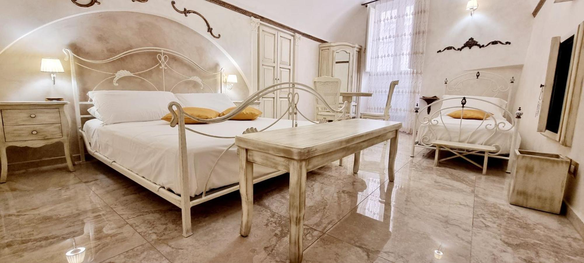 Palazzo Castiglione Bed and Breakfast Gallipolli Exteriör bild
